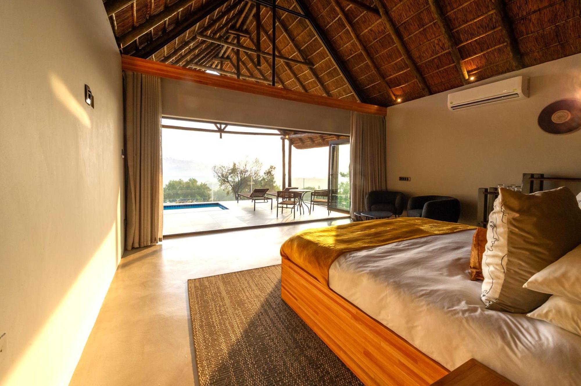 La Joya Lodge Conference Centre And Spa Pelindaba Экстерьер фото
